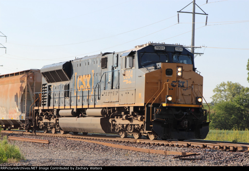 CSX 8904